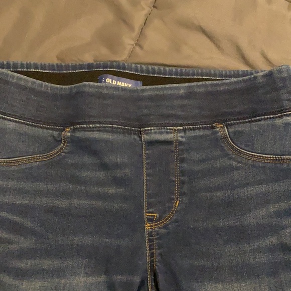 Women’s Distressed Skinny Jeans with elastic waist band - Picture 9 of 9